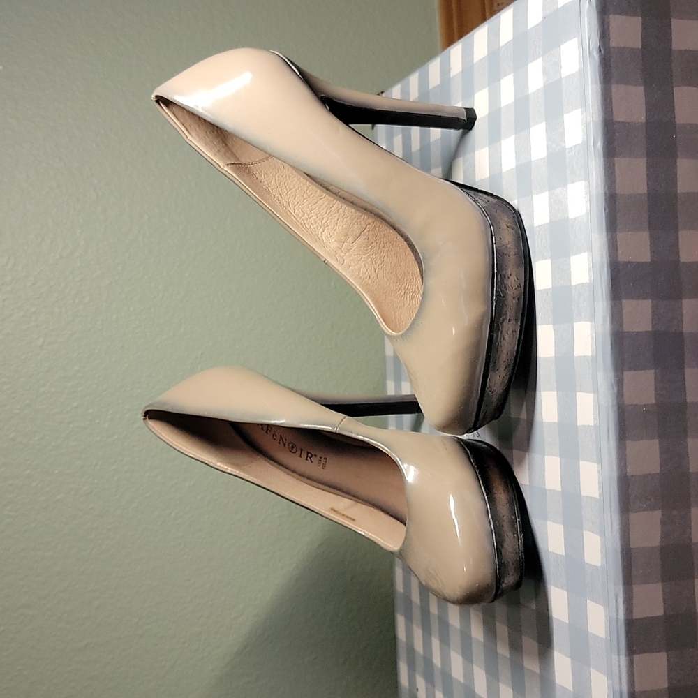 Gorgeous high heels purchased in Florence italy 🇮🇹